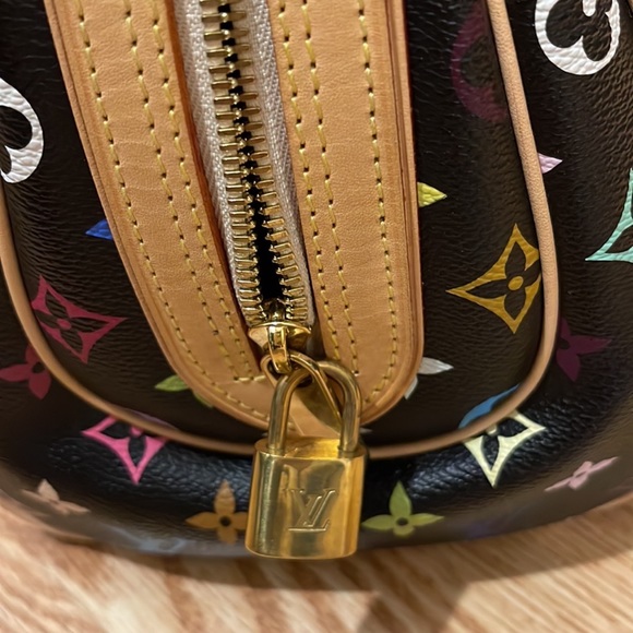 Women’s LV purse 100% authentic - Picture 7 of 8